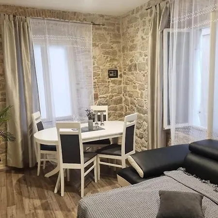 Apartman Palace *