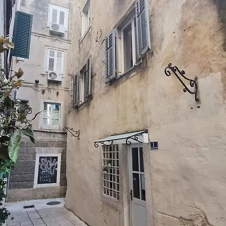 Apartman Palace *